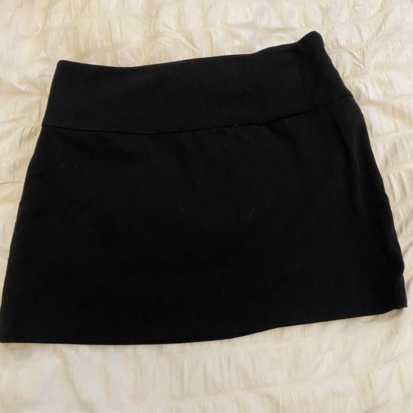 Aritzia Dresses & Skirts - Sunday best Wendy skirt
